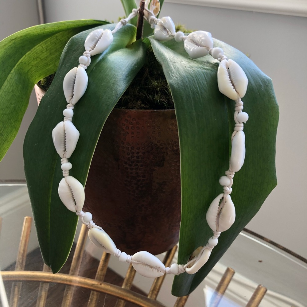 Shell Choker